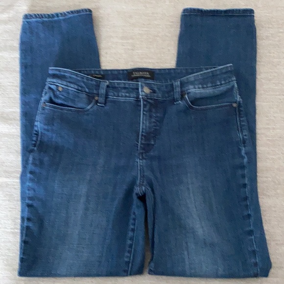 Talbots Flawless Five Pocket straight jeans Size 8’ - Picture 3 of 10